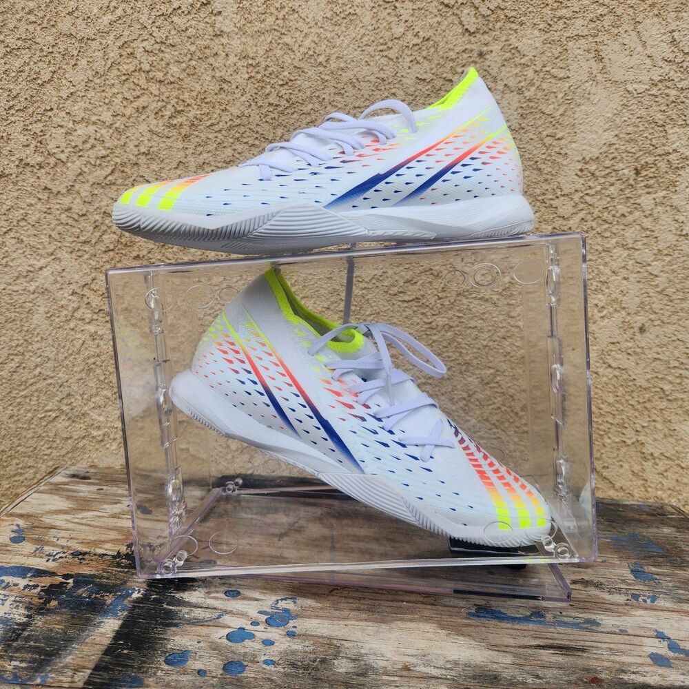 Size 10  Adidas  Predator Edge 3 In  Soccer Cleats unisex - Picture 2 of 9